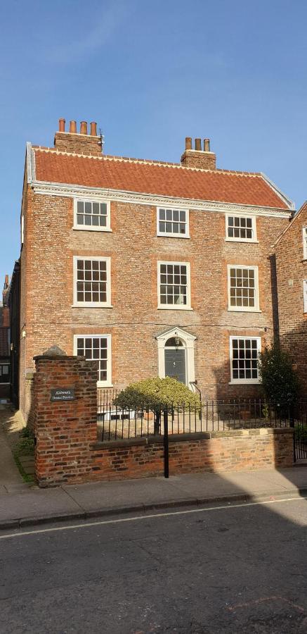 14 St Saviours Place, York Eksteriør billede